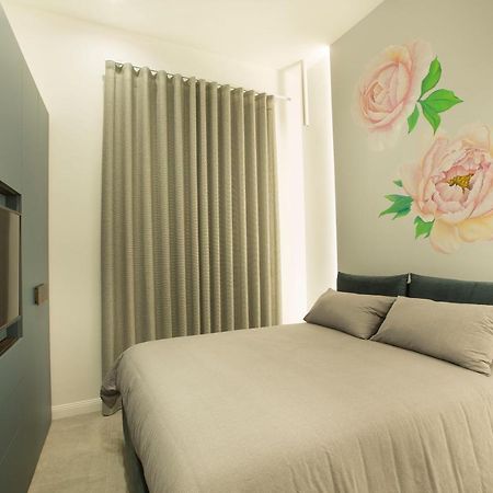 Residenza Rebecca Apartment Trani Exterior photo